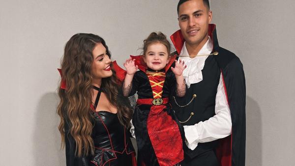 Best Dracula Costume for Men: How to Make a Vampire Costume Look Classy, Not Cheap